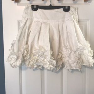 White ruffled skirt